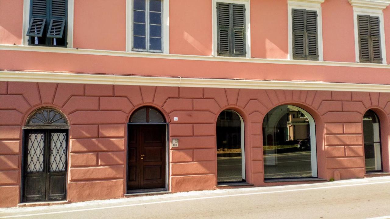 Casa Di Claude 2 Finalmarina Lägenhet Finale Ligure Exteriör bild